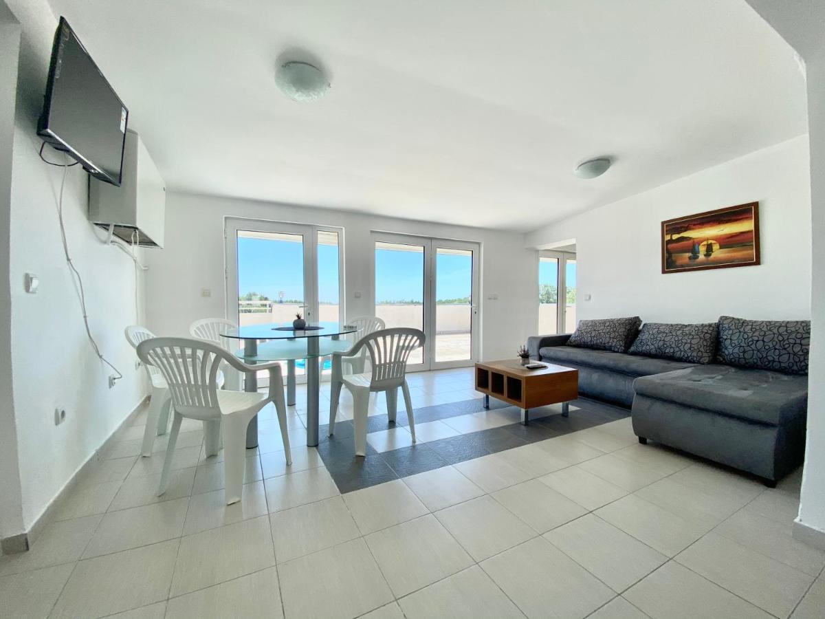 Etna Apartments Ulcinj Exterior photo