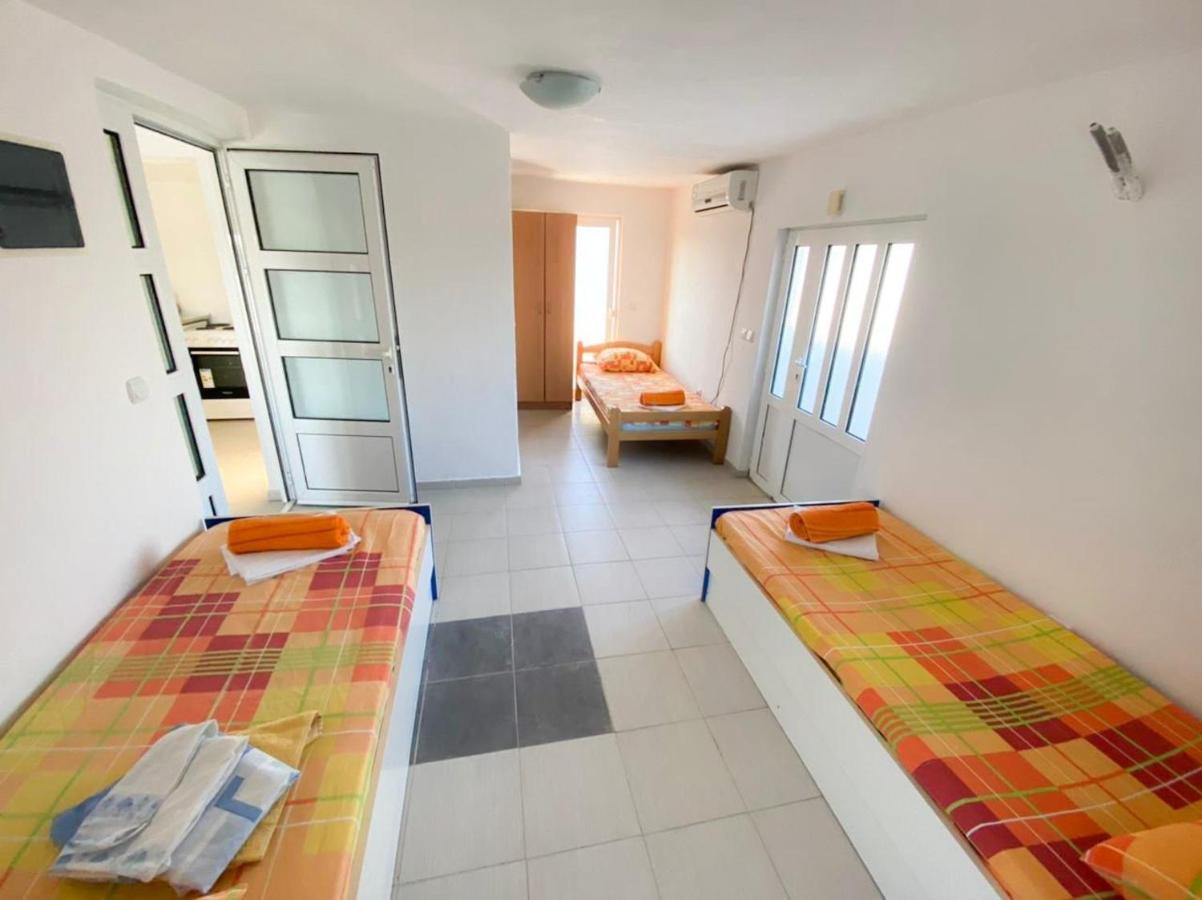 Etna Apartments Ulcinj Exterior photo