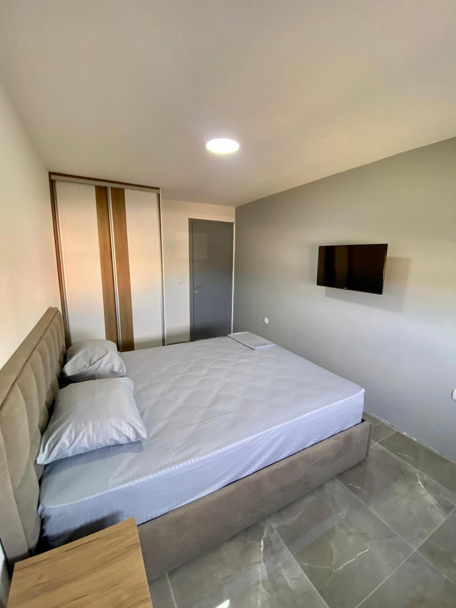 Etna Apartments Ulcinj Room photo