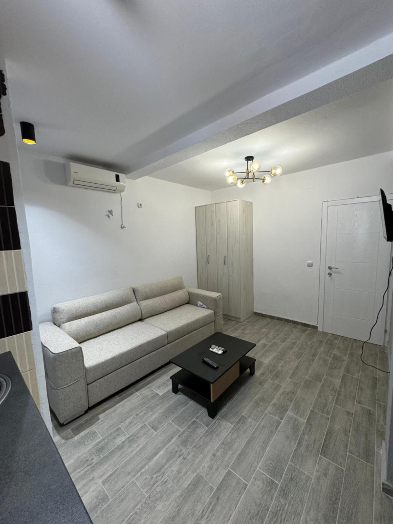 Etna Apartments Ulcinj Exterior photo