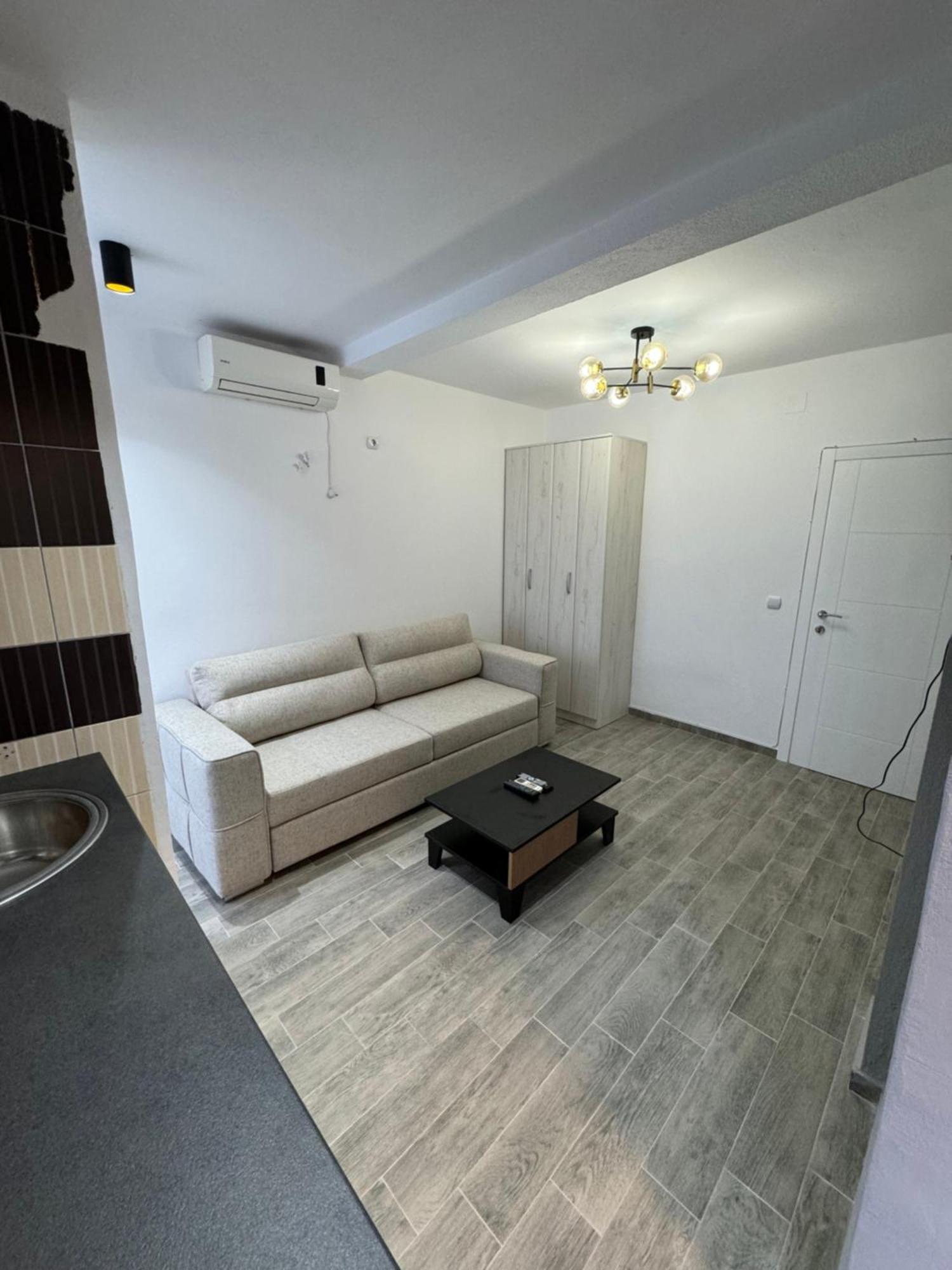 Etna Apartments Ulcinj Exterior photo